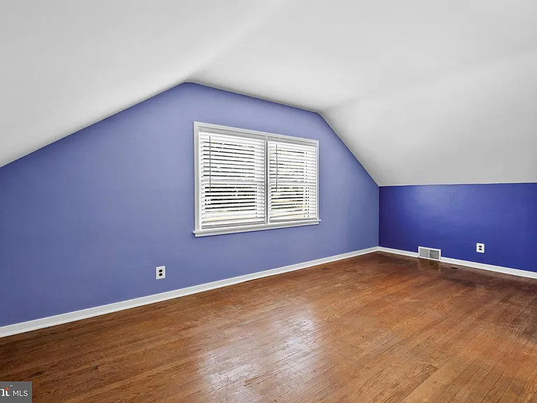 1457 Meetinghouse Rd — Photo 21