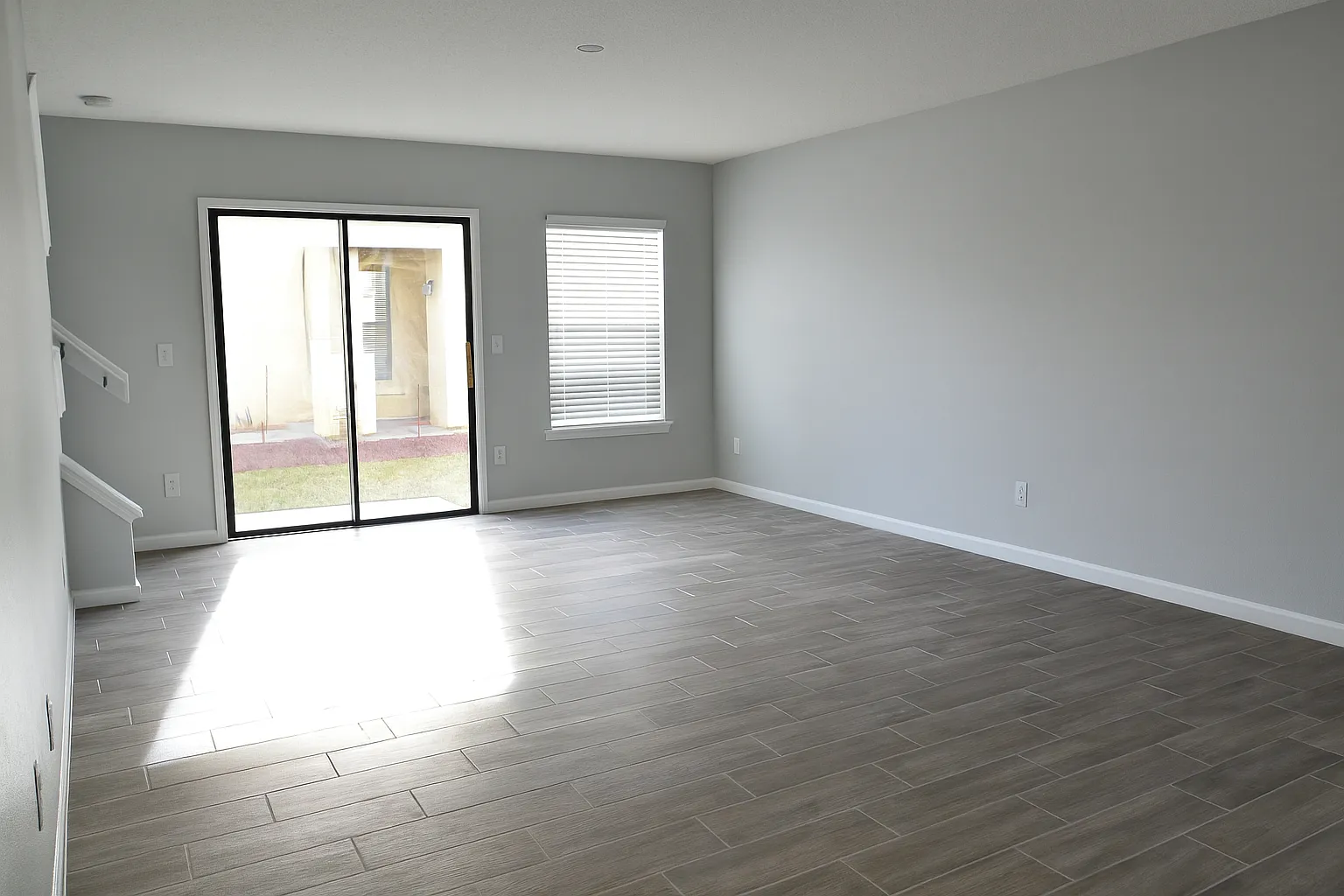 3 bed, 2.5 bath, 1548 sqft, $1,600 — Photo 4