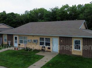 515 E 7th St #722-2, Maryville, MO 64468