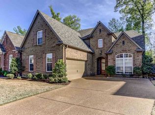 5211 Newton Oak Cir S, Memphis, TN 38117