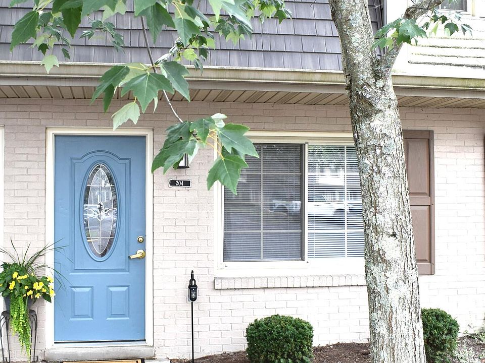 1st image of 204 Regency Point Path