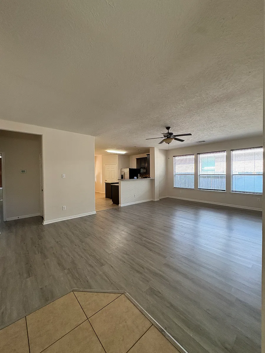 Building Photo - 4480 Gran Canary Dr