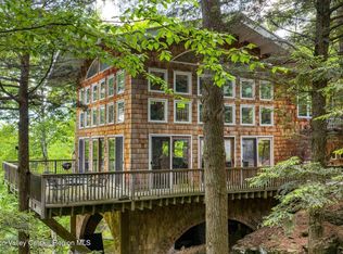 639 W Saugerties Road, Woodstock, NY 12498