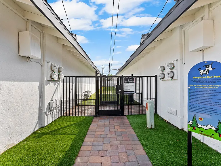 Stonybrook Apartment Homes — Photo 12