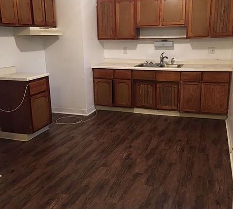 3rd image of 3915 N Butler Ave