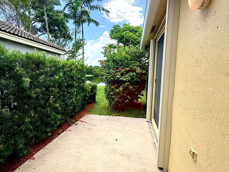 673 Conservation Dr — Photo 23