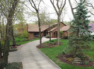 104 Arrowhead Trl, Morris, IL 60450