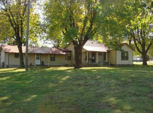 19034 Maple St, Spiro, OK 74959