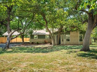 520 Westway Dr, Kerrville, TX 78028