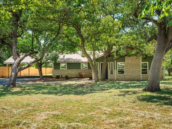 520 Westway Dr, Kerrville, TX 78028