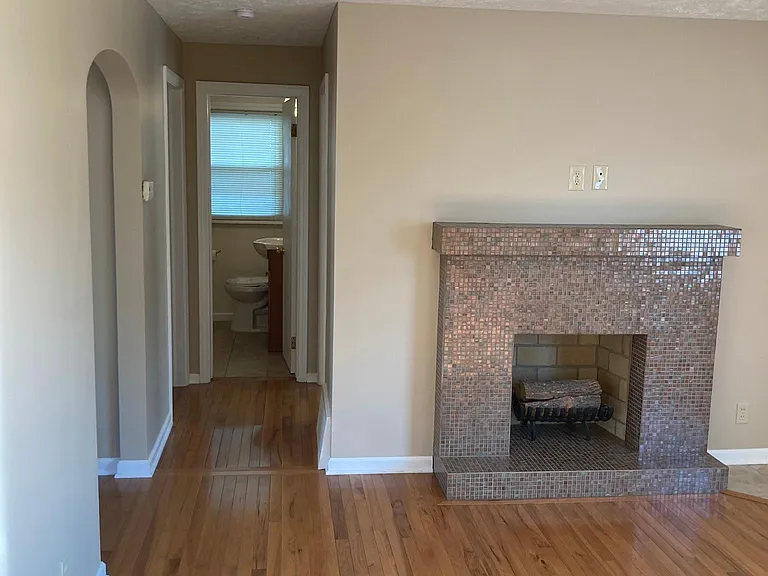 1605 Richmond Rd — Photo 26