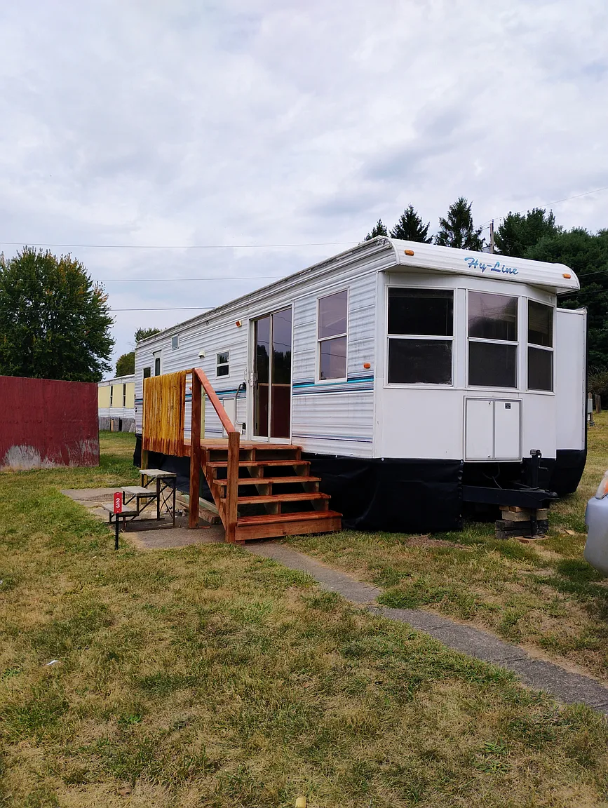 16 Fairbanks Ct photo 1