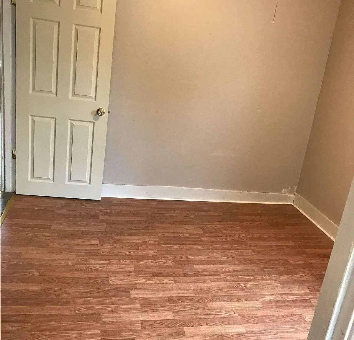 5 bed, 1800 sqft, $3,200 — Photo 1