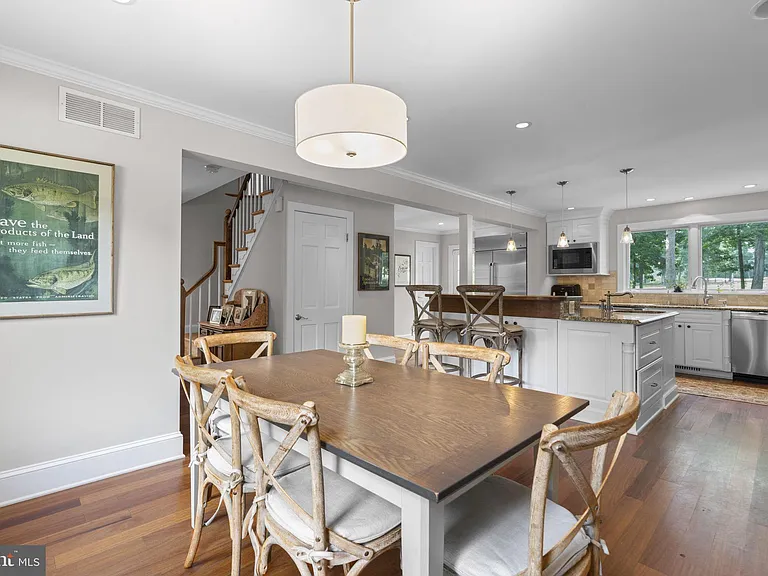 56 Saint Andrews Rd — Photo 19