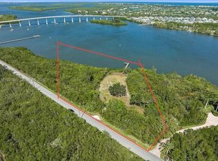 None, Vero Beach, FL 32963