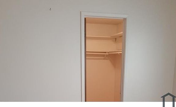 5th image of 4140 Polaris Ave