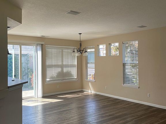 2nd image of 6148 NE Rosebay Dr
