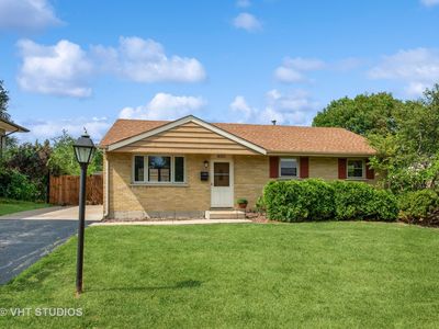 7848 Catalpa Ave, Woodridge, IL, 60517