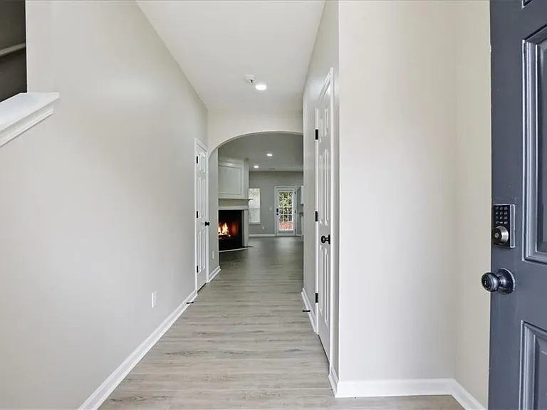 5630 Lawley Dr — Photo 5