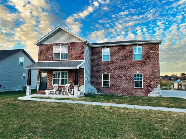 10009 Patriot Dr, Breese, IL 62230