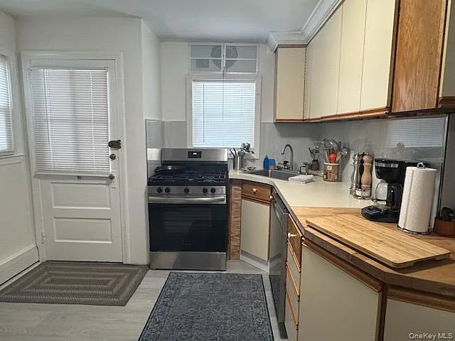 76 Bayview Ave #A — Photo 6