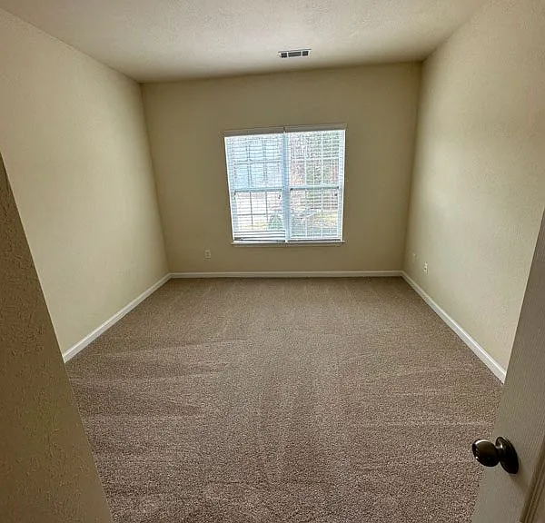 Clairmont at Farmgate — Photo 44
