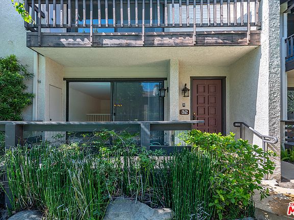 4th image of 21730 Marylee St Unit 32