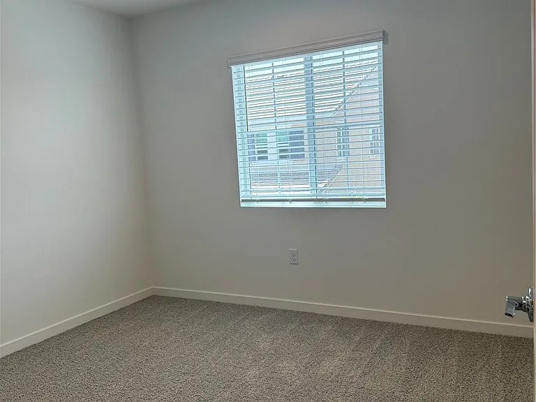 6331 Sierra Vista Ln — Photo 15