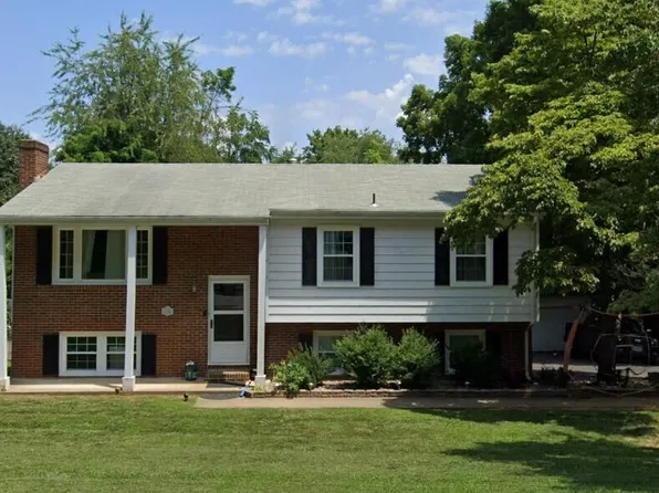 5335 Cave Spring Ln, Roanoke, VA 24018