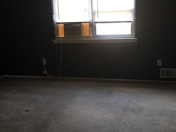 5th image of 96 Briar Mills Dr