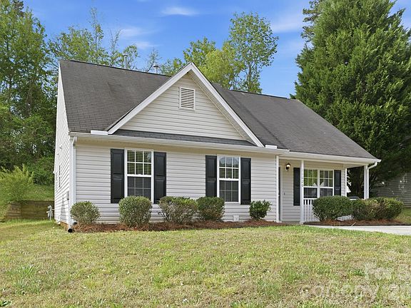 3rd image of 11026 Olde English Dr