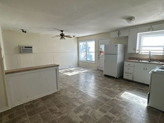 5th image of 1501 Shelton St