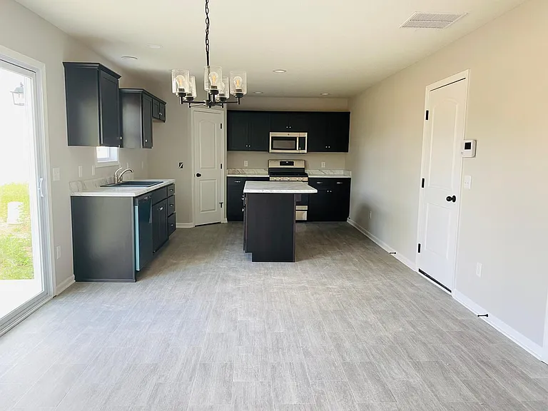 1372 Verdigris Pass — Photo 6