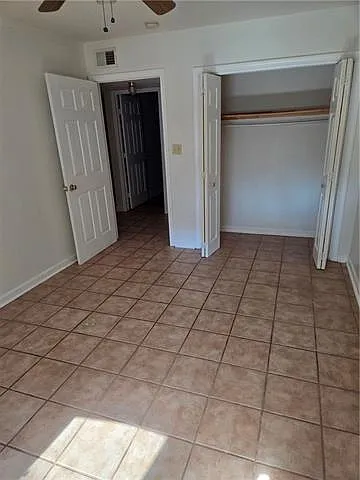 3 bed, 2.0 bath, 1600 sqft, $1,900 — Photo 4