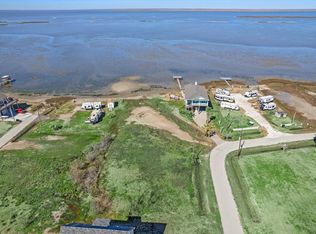 L7-1027 Rollover Cir, Gilchrist, TX 77617