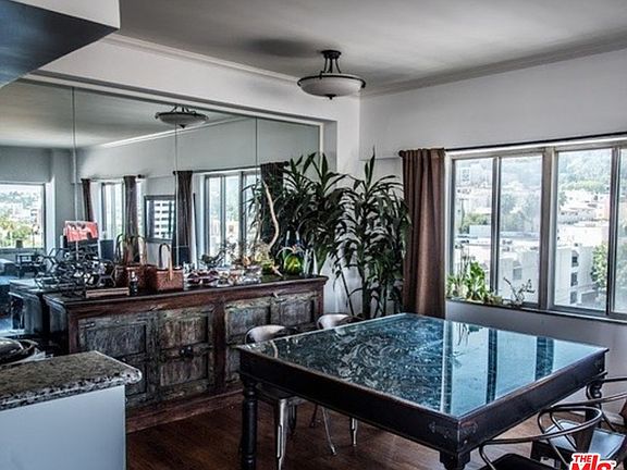 4th image of 7135 Hollywood Blvd APT 810
