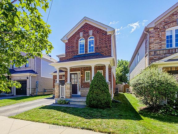2nd image of 20 Richard Coulson Cres