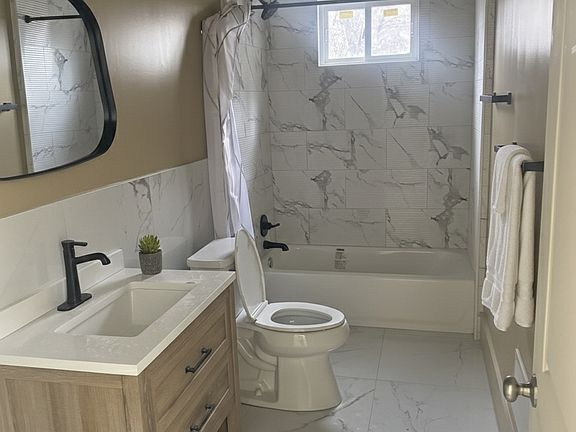 3rd image of 3101 Canton St #1N-2N-1S