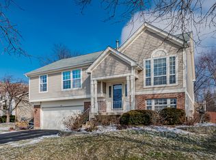178 Wildberry Ct, Aurora, IL