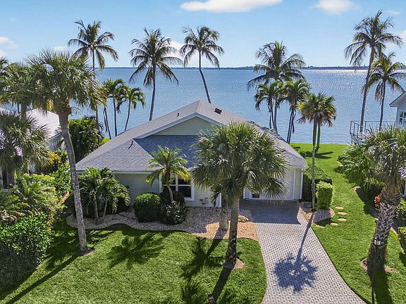 2nd image of 3961 NE Breakwater Drive