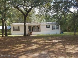107 Pinetree St, Pomona Park, FL 32181