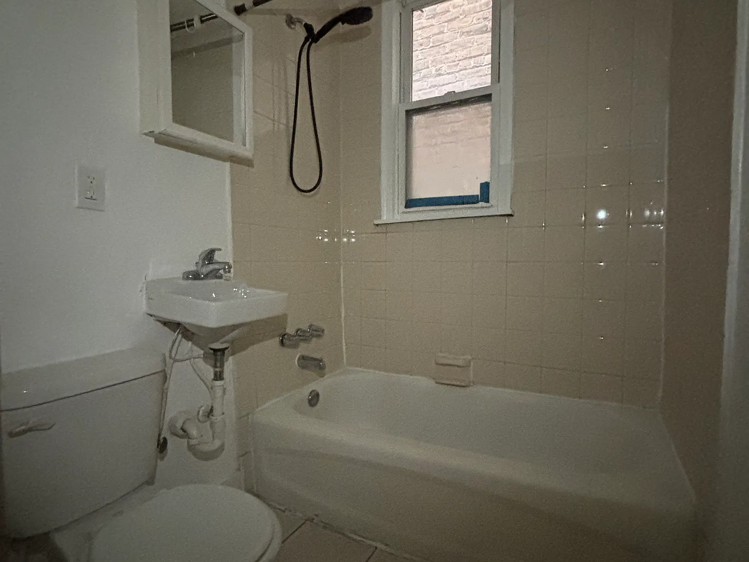 2 bed, 850 sqft, $1,895 — Photo 4