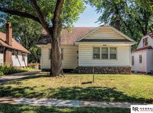 4445 Woolworth Ave, Omaha, NE 68105