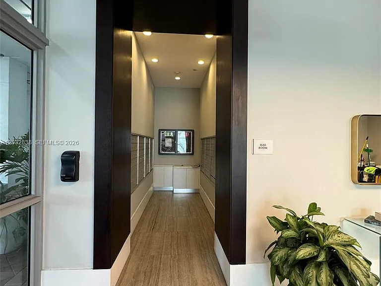 140 S Dixie Hwy #713 — Photo 32