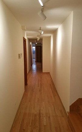 5th image of 906 W Ainslie St #1W