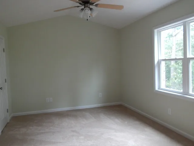 140 Rosewood Pl #140 — Photo 8