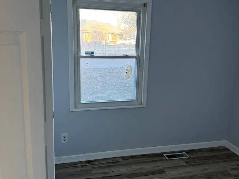 850 Saint Bartholomew Dr — Photo 16