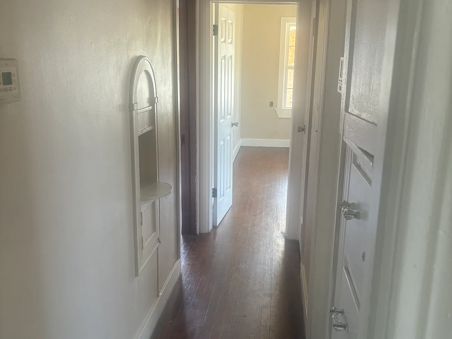 805 NE 24th St — Photo 4