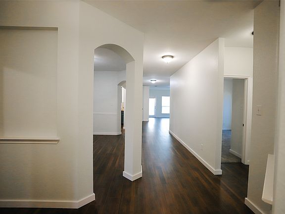 5th image of 2221 Rodgers Ln
