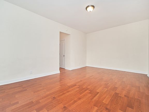 2nd image of 370 Fort Washington Ave #204
